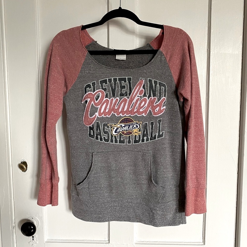 5TH & OCEAN Cleveland Cavaliers scoop neck